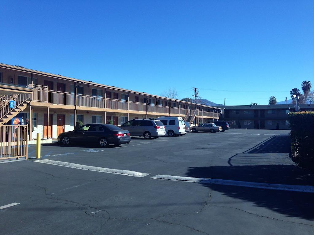 Downtown Motel 7 San Bernardino Exteriör bild